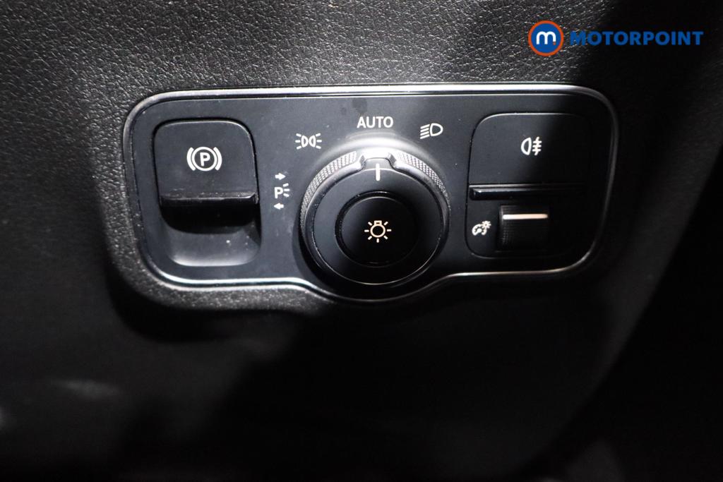 Mercedes-Benz GLB Amg Line Automatic Diesel SUV - Stock Number (1565911) - 8th supplementary image