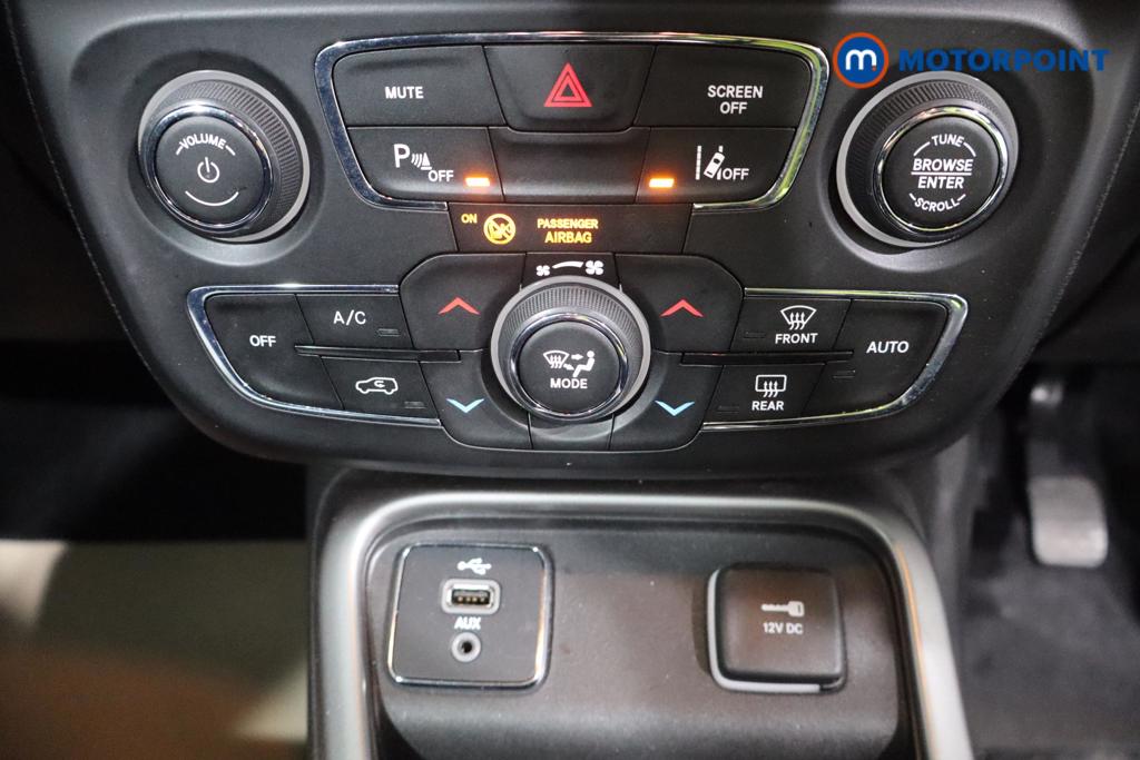 Jeep Compass Longitude Manual Petrol SUV - Stock Number (1566741) - 3rd supplementary image