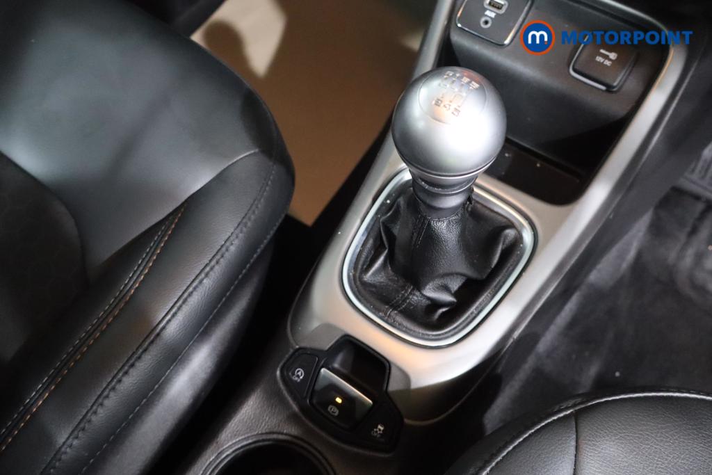 Jeep Compass Longitude Manual Petrol SUV - Stock Number (1566741) - 4th supplementary image