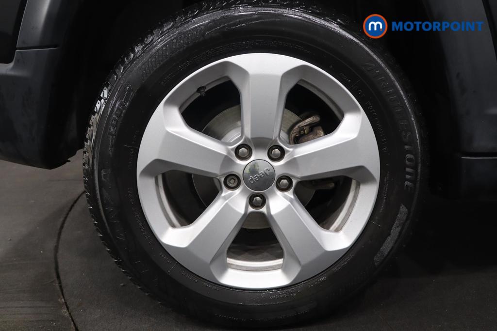 Jeep Compass Longitude Manual Petrol SUV - Stock Number (1566741) - 21st supplementary image