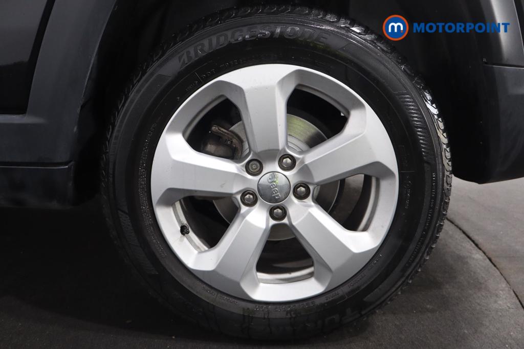 Jeep Compass Longitude Manual Petrol SUV - Stock Number (1566741) - 24th supplementary image