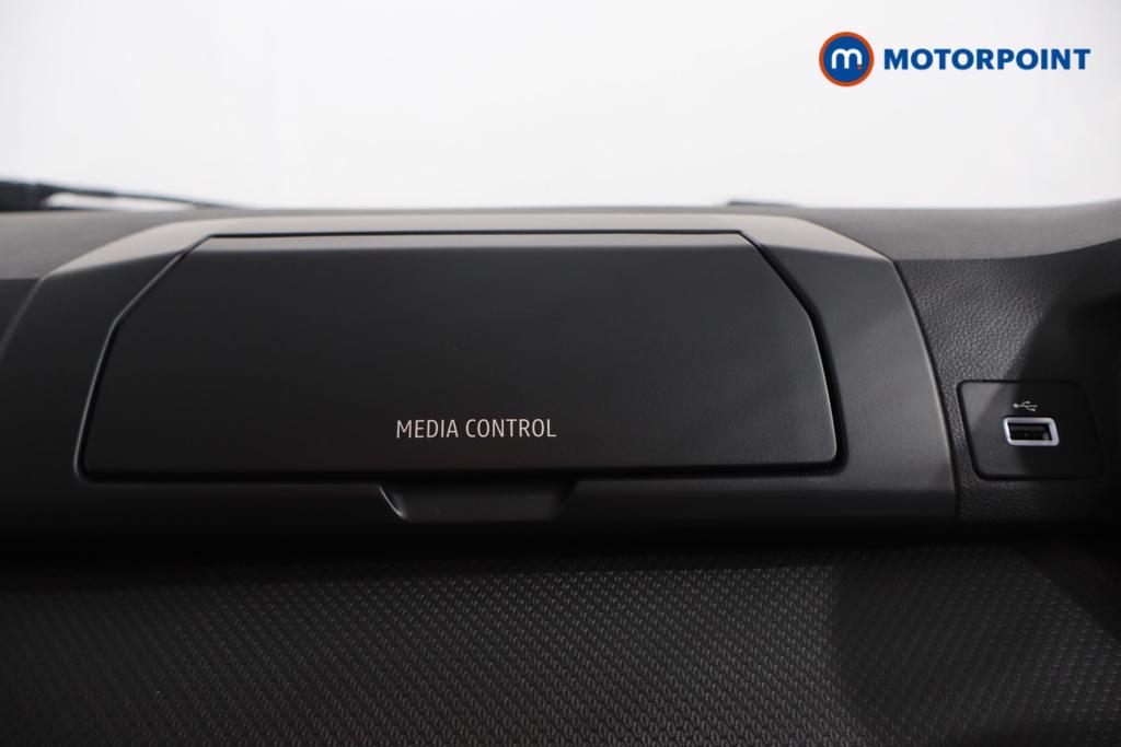 Dacia Jogger Essential Manual Petrol People Carrier - Stock Number (1566932) - 2nd supplementary image
