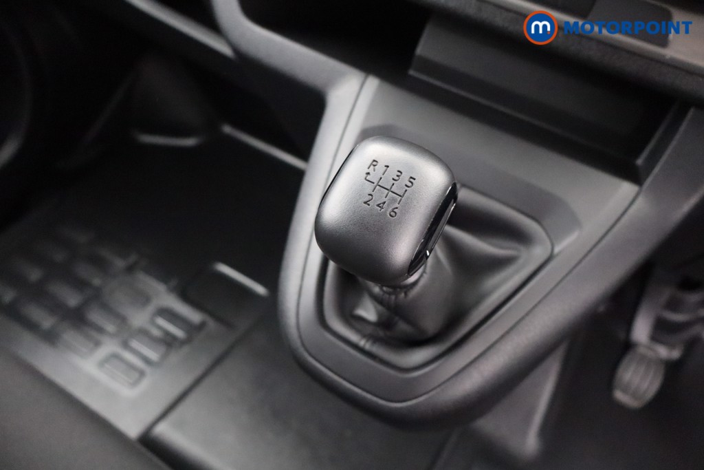 Vauxhall Vivaro Prime Manual Diesel Panel Van - Stock Number (1567275) - 9th supplementary image