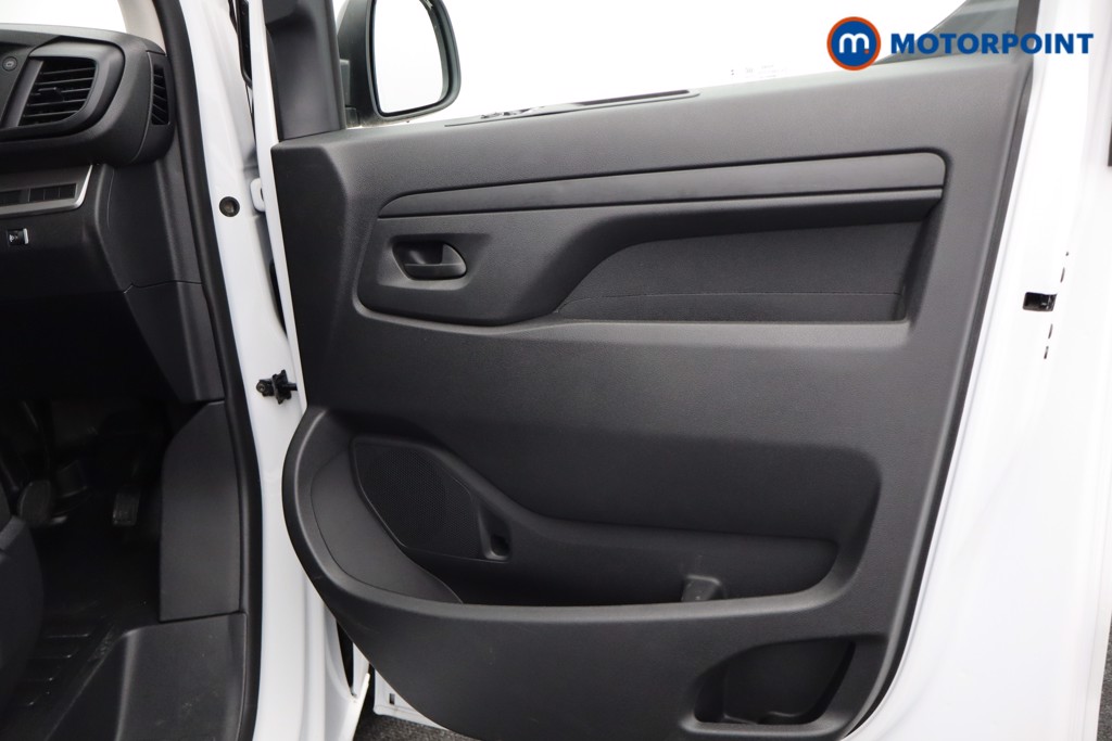 Vauxhall Vivaro Prime Manual Diesel Panel Van - Stock Number (1567276) - 13th supplementary image
