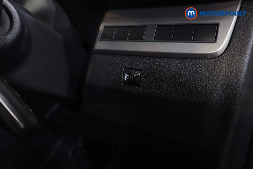 Vauxhall Vivaro Prime Manual Diesel Crew Bus - Stock Number (1567280) - 4th supplementary image