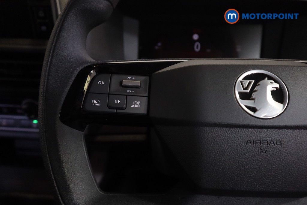 Vauxhall Vivaro Prime Manual Diesel Crew Bus - Stock Number (1567285) - 8th supplementary image