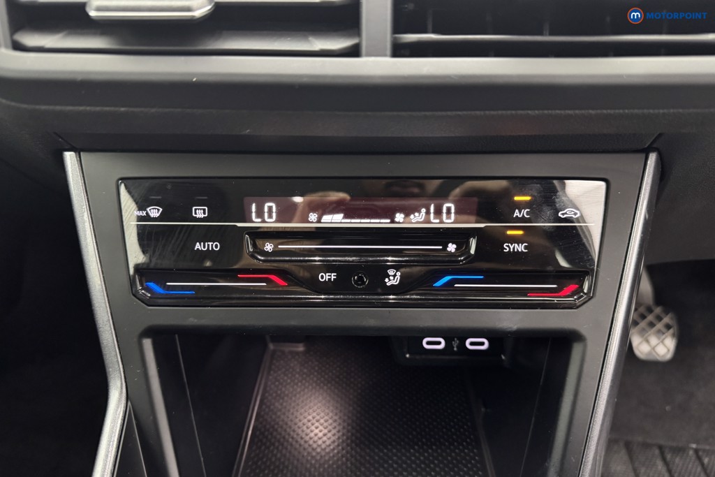 Volkswagen Polo Style Manual Petrol Hatchback - Stock Number (1567378) - 14th supplementary image