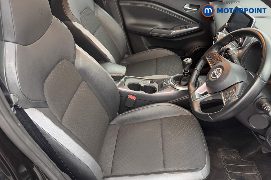 Nissan Juke N-Connecta Manual Petrol SUV - Stock Number (1568039) - 21st supplementary image