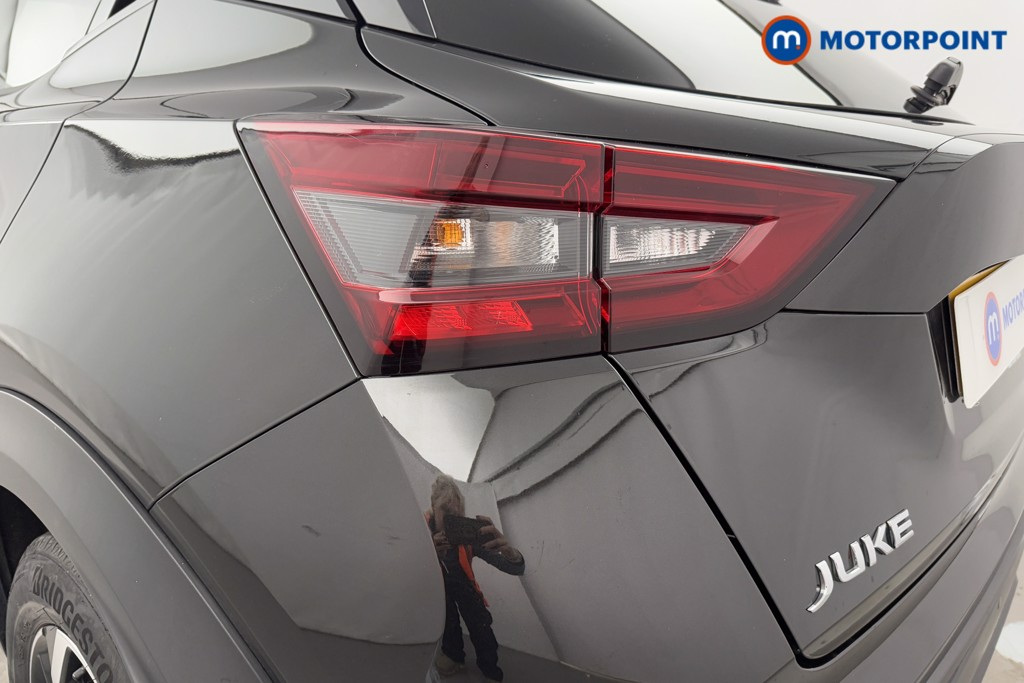 Nissan Juke N-Connecta Manual Petrol SUV - Stock Number (1568039) - 28th supplementary image