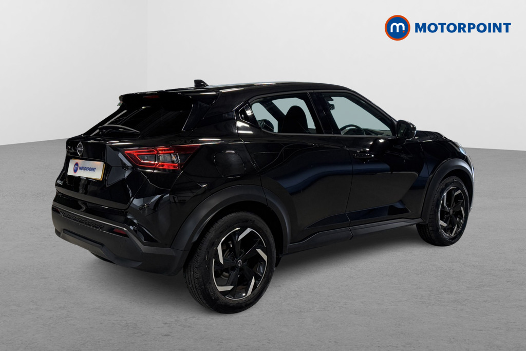 Nissan Juke N-Connecta Manual Petrol SUV - Stock Number (1568039) - Drivers side rear corner