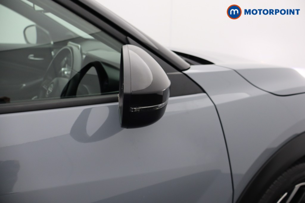 Nissan Juke N-Connecta Manual Petrol SUV - Stock Number (1568040) - 18th supplementary image