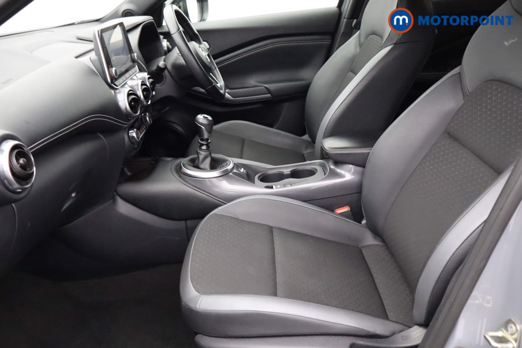 Nissan Juke N-Connecta Manual Petrol SUV - Stock Number (1568040) - 22nd supplementary image