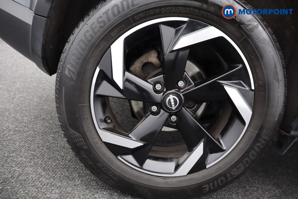 Nissan Juke N-Connecta Manual Petrol SUV - Stock Number (1568040) - 31st supplementary image