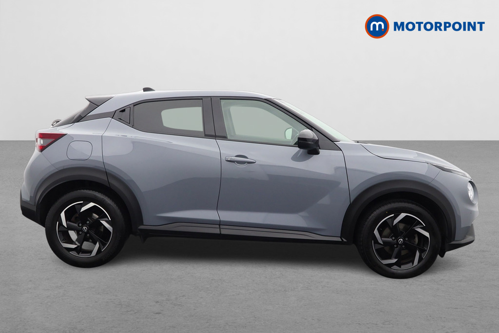 Nissan Juke N-Connecta Manual Petrol SUV - Stock Number (1568040) - Drivers side