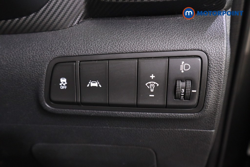 Hyundai Tucson Se Nav Manual Petrol SUV - Stock Number (1568435) - 9th supplementary image