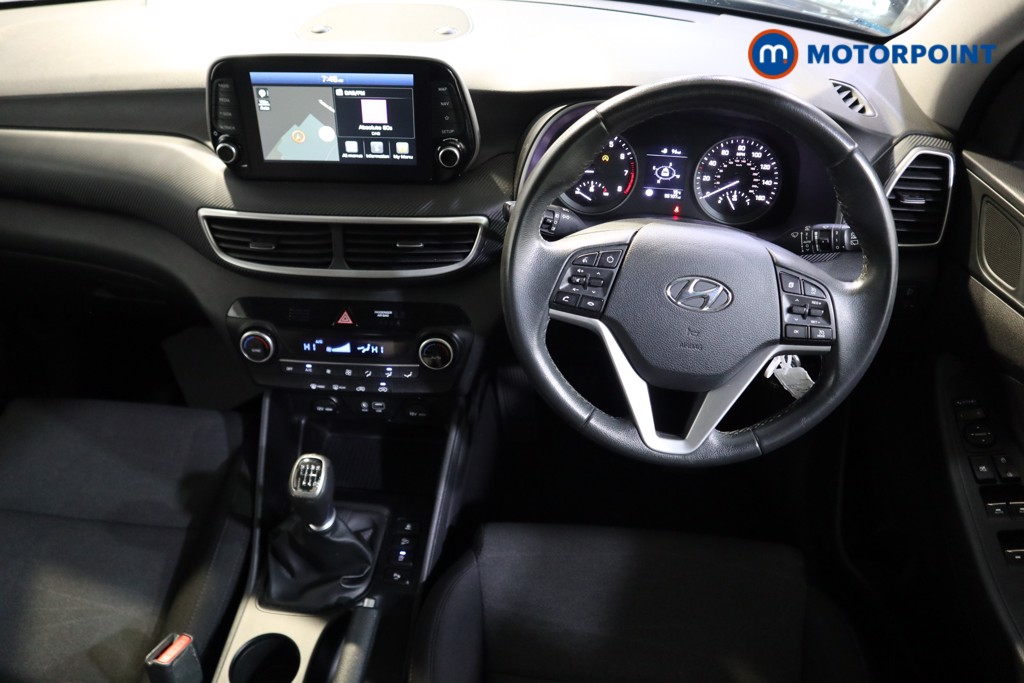 Hyundai Tucson Se Nav Manual Petrol SUV - Stock Number (1568435) - 1st supplementary image
