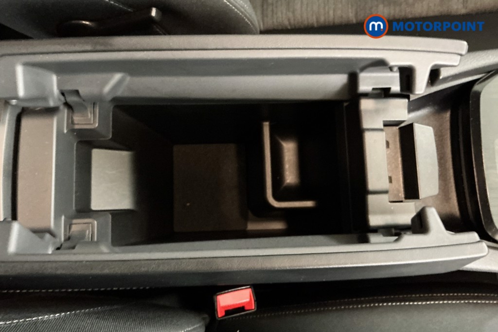 Nissan X-Trail N-Connecta Automatic Petrol-Electric Hybrid SUV - Stock Number (1568768) - 13th supplementary image