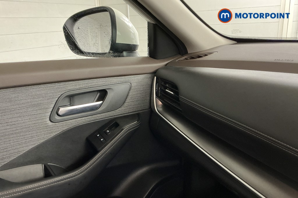 Nissan X-Trail N-Connecta Automatic Petrol-Electric Hybrid SUV - Stock Number (1568768) - 17th supplementary image