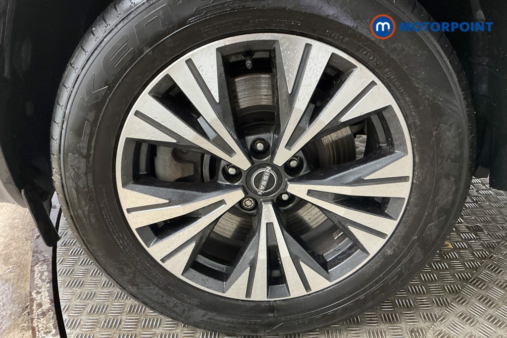 Nissan X-Trail N-Connecta Automatic Petrol-Electric Hybrid SUV - Stock Number (1568768) - 33rd supplementary image