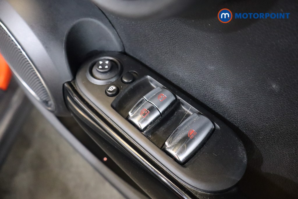 Mini Convertible Cooper S Exclusive Automatic Petrol Convertible - Stock Number (1569066) - 19th supplementary image
