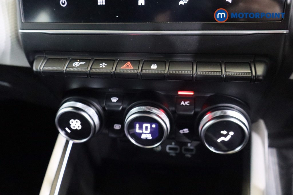 Renault Clio S Edition Manual Petrol Hatchback - Stock Number (1569152) - 11th supplementary image
