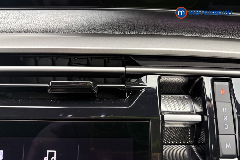 Peugeot 3008 Allure Automatic Petrol-Electric Hybrid SUV - Stock Number (1569781) - 7th supplementary image