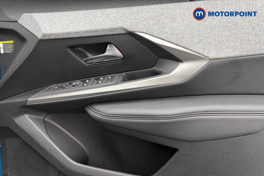 Peugeot 3008 Allure Automatic Petrol-Electric Hybrid SUV - Stock Number (1569781) - 18th supplementary image