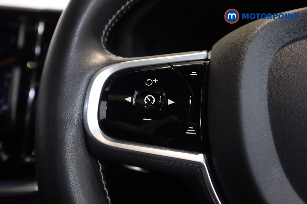 Volvo Xc60 R Design Pro Automatic Diesel SUV - Stock Number (1570041) - 10th supplementary image