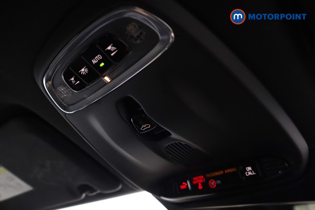 Volvo Xc60 R Design Pro Automatic Diesel SUV - Stock Number (1570041) - 23rd supplementary image
