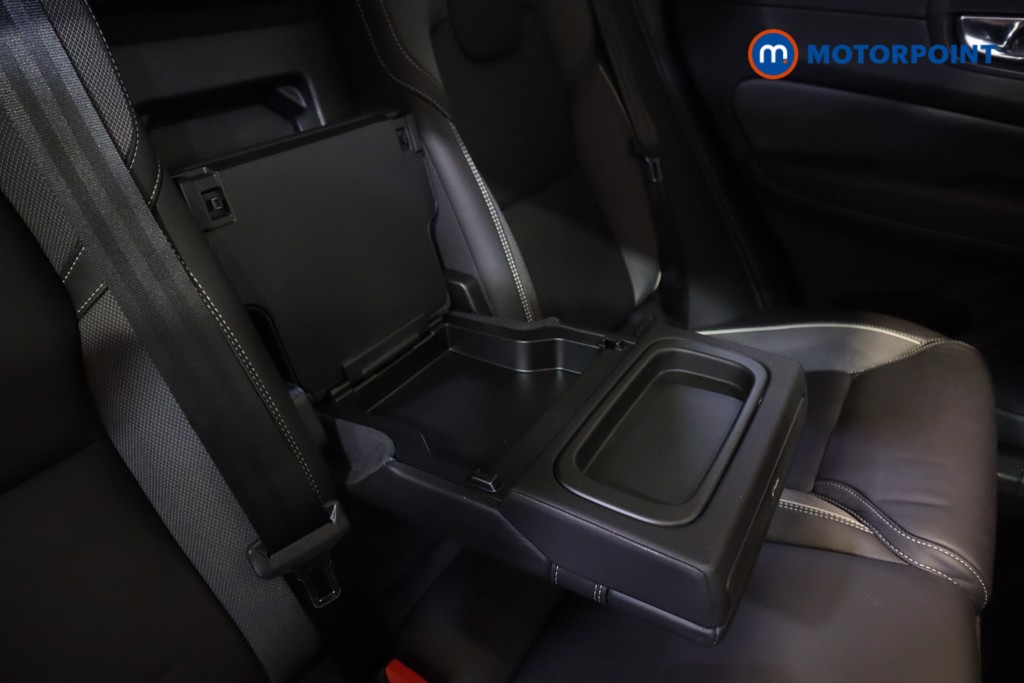 Volvo Xc60 R Design Pro Automatic Diesel SUV - Stock Number (1570041) - 27th supplementary image