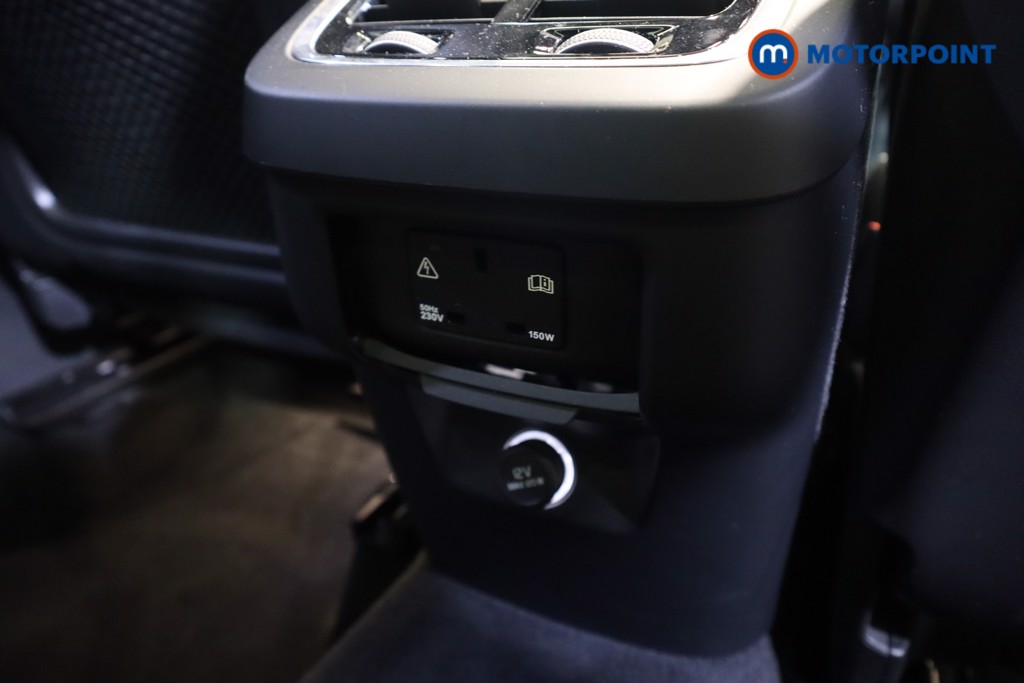 Volvo Xc60 R Design Pro Automatic Diesel SUV - Stock Number (1570041) - 29th supplementary image