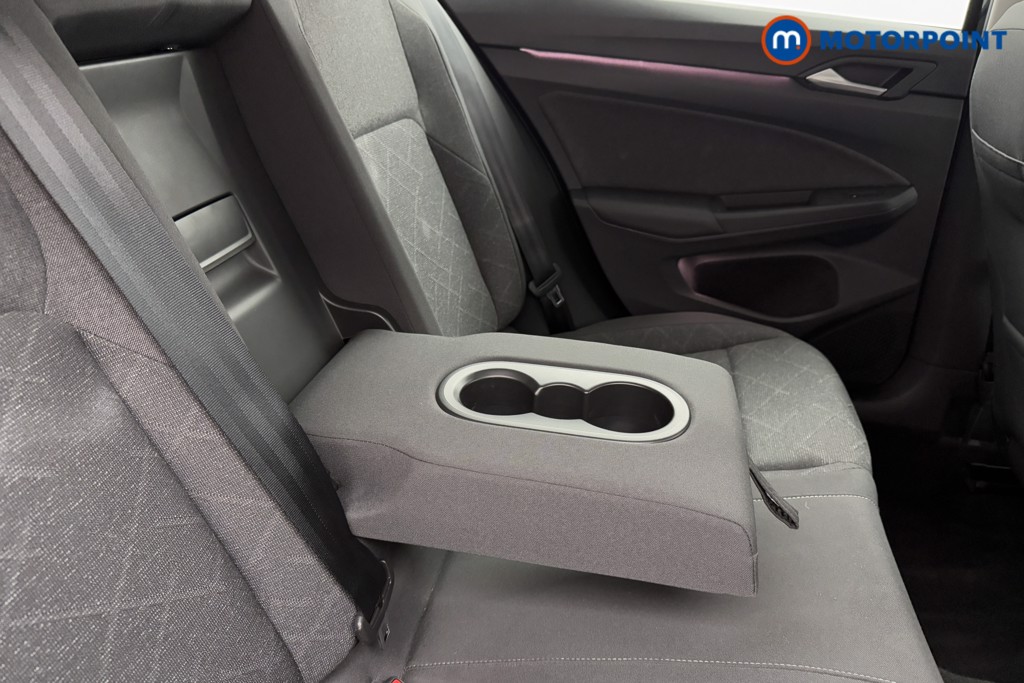 Volkswagen Golf Life Automatic Diesel Hatchback - Stock Number (1570133) - 25th supplementary image
