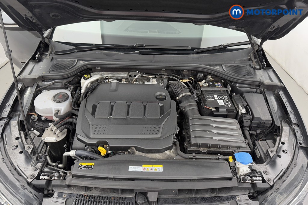 Volkswagen Golf Life Automatic Diesel Hatchback - Stock Number (1570133) - 31st supplementary image
