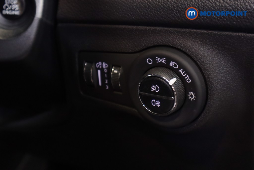 Jeep Compass Night Eagle Manual Petrol SUV - Stock Number (1571030) - 4th supplementary image