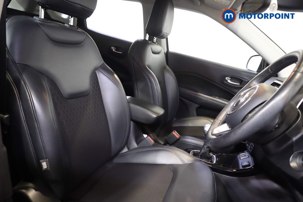 Jeep Compass Night Eagle Manual Petrol SUV - Stock Number (1571030) - 5th supplementary image
