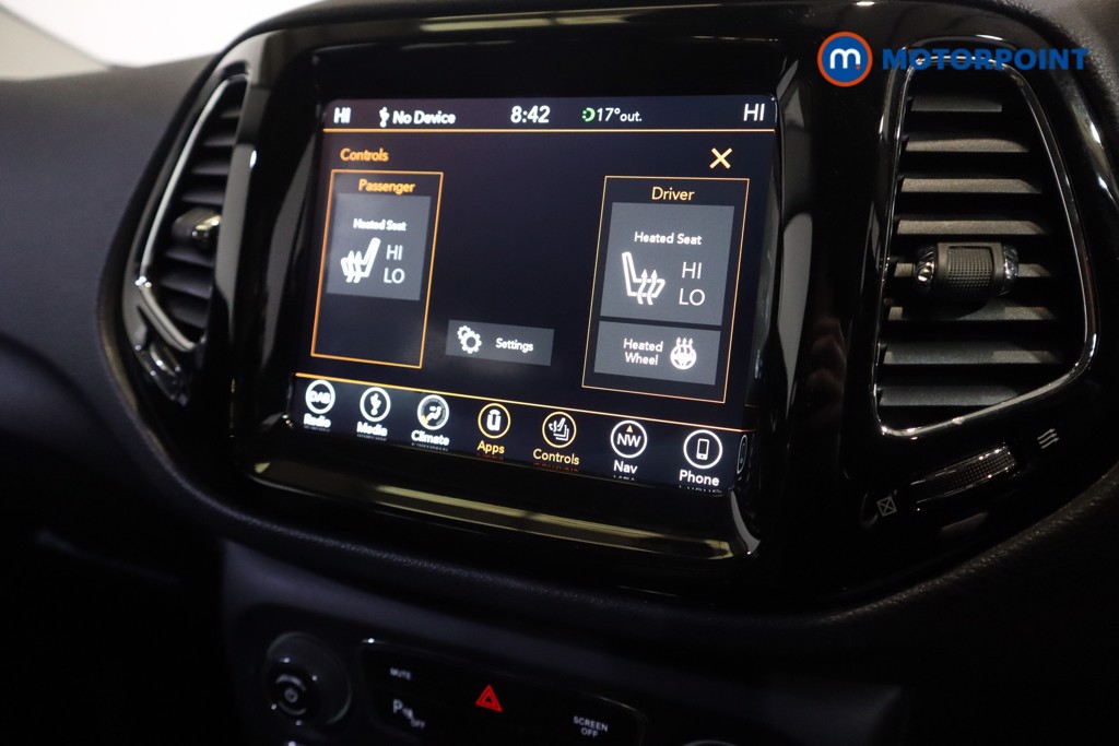 Jeep Compass Night Eagle Manual Petrol SUV - Stock Number (1571030) - 17th supplementary image