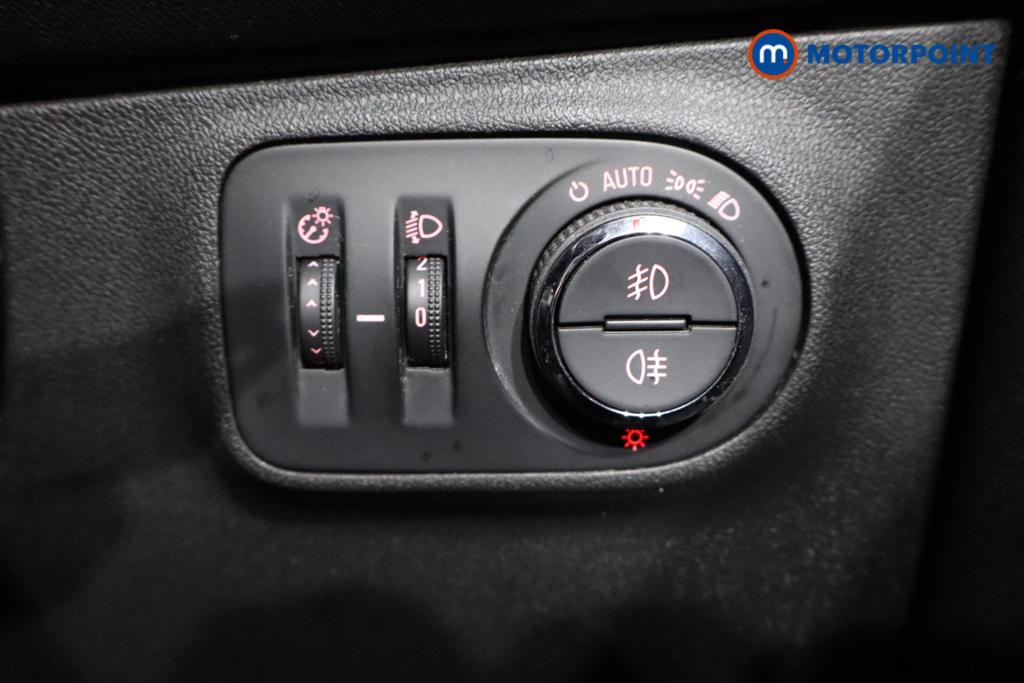 Vauxhall Corsa Sri Nav Manual Petrol Hatchback - Stock Number (1571224) - 8th supplementary image