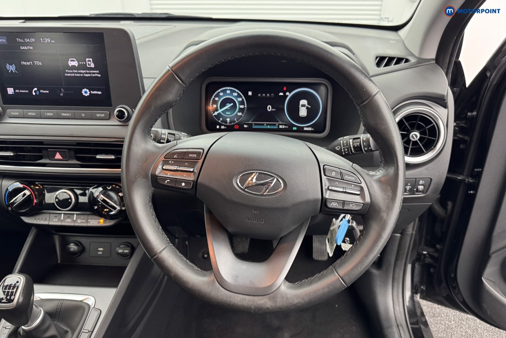 Hyundai Kona Se Connect Manual Petrol-Electric Hybrid SUV - Stock Number (1571499) - 3rd supplementary image
