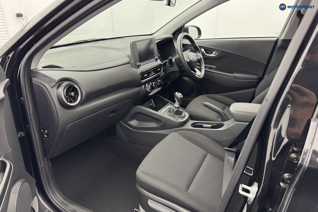 Hyundai Kona Se Connect Manual Petrol-Electric Hybrid SUV - Stock Number (1571499) - 9th supplementary image