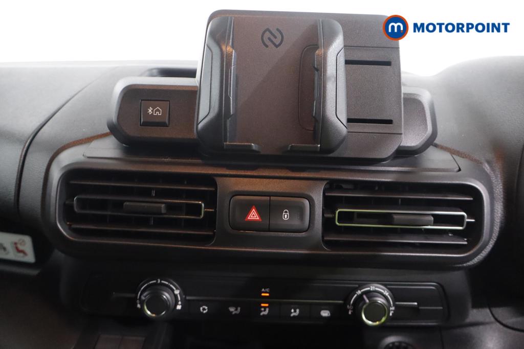 Citroen Berlingo Enterprise Manual Diesel Crew Bus - Stock Number (1571600) - 2nd supplementary image