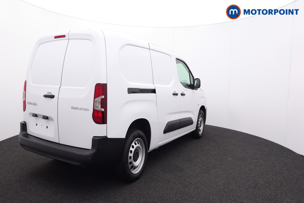 Citroen Berlingo Enterprise Manual Diesel Crew Bus - Stock Number (1571652) - Drivers side rear corner