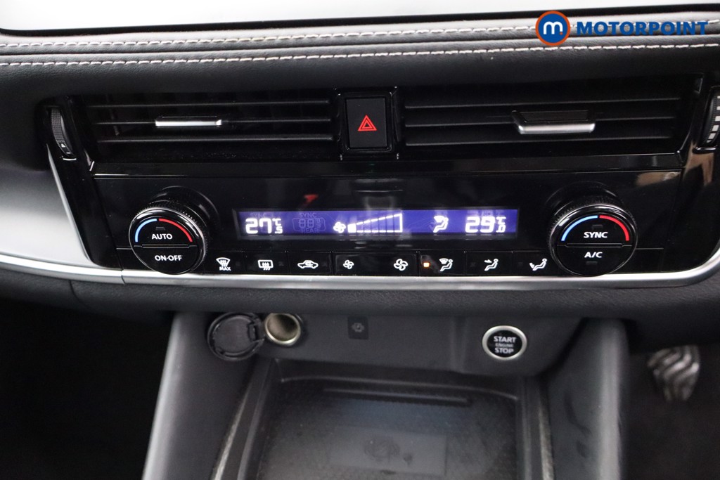 Nissan Qashqai N-Connecta Manual Petrol SUV - Stock Number (1571752) - 11th supplementary image