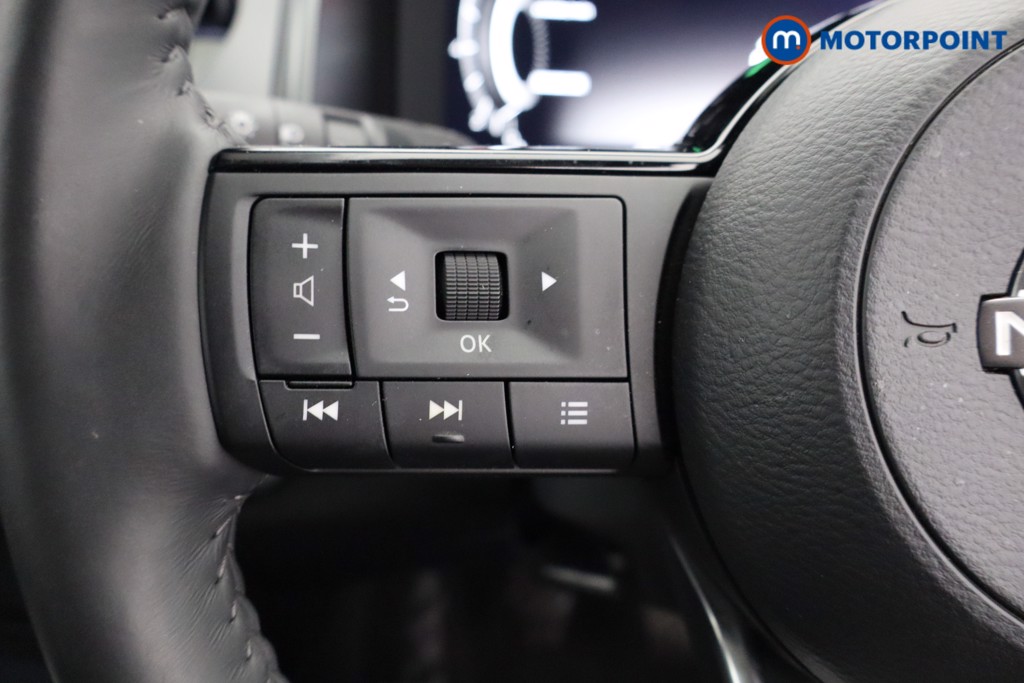 Nissan Qashqai N-Connecta Manual Petrol SUV - Stock Number (1571752) - 13th supplementary image