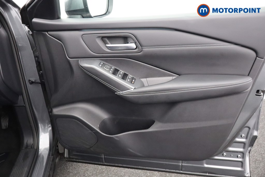 Nissan Qashqai N-Connecta Manual Petrol SUV - Stock Number (1571752) - 17th supplementary image