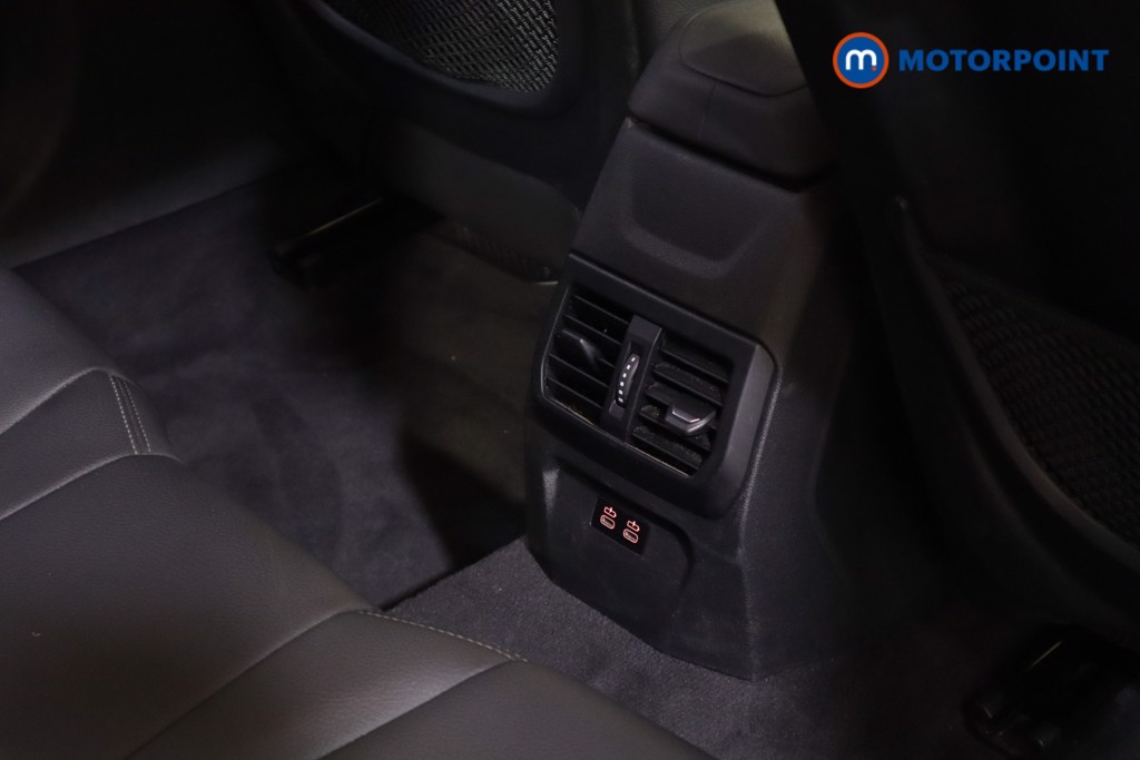 BMW 1 Series Sport Manual Petrol Hatchback - Stock Number (1571822) - 28th supplementary image