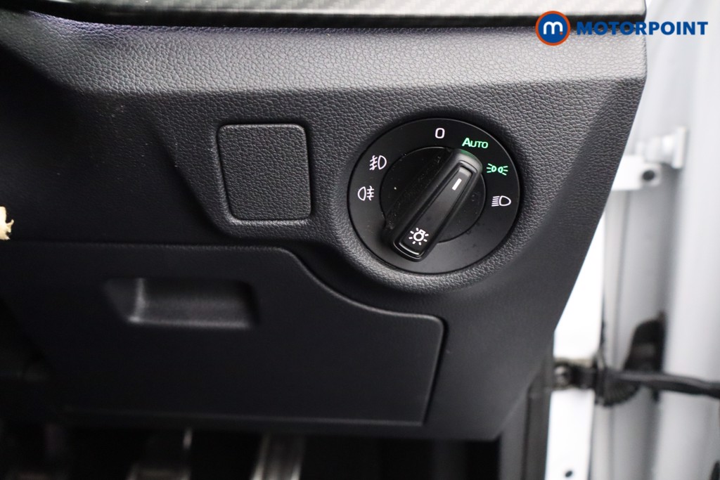 Skoda Kamiq Monte Carlo Manual Petrol SUV - Stock Number (1572559) - 15th supplementary image