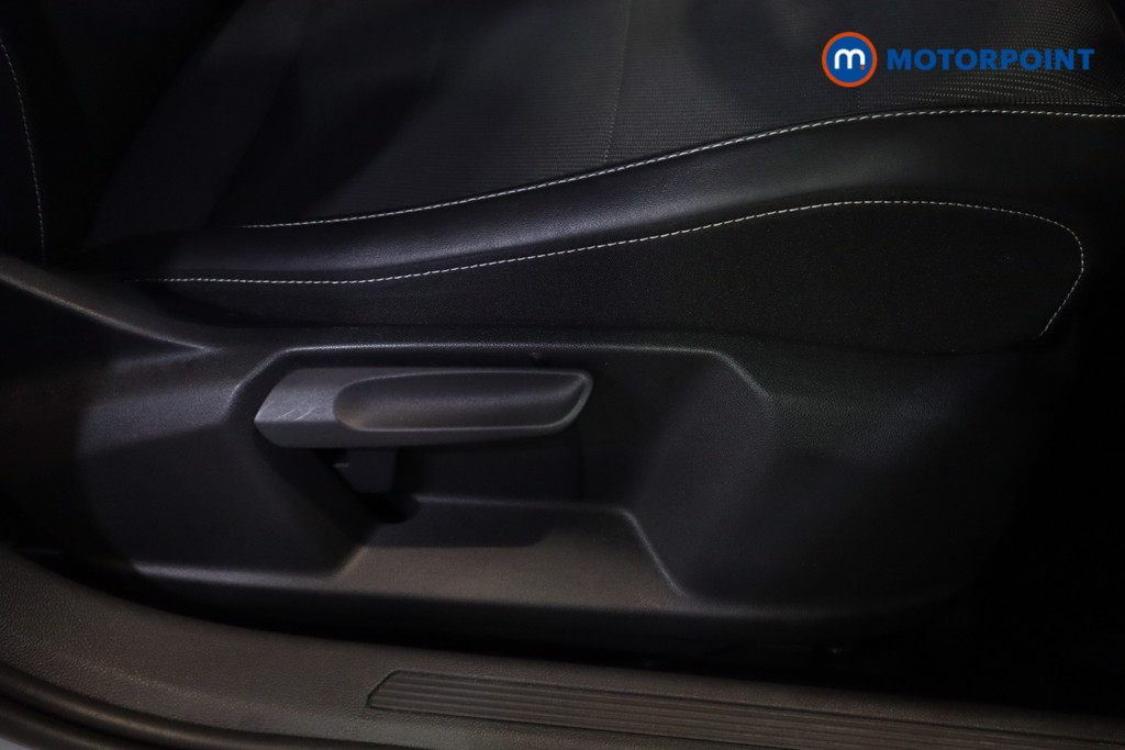 Volkswagen T-Cross Black Edition Manual Petrol SUV - Stock Number (1572692) - 6th supplementary image