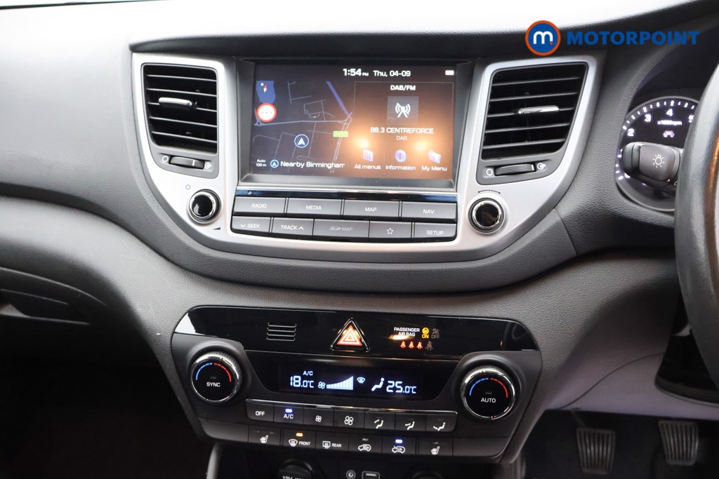 Hyundai Tucson Se Nav Manual Petrol SUV - Stock Number (1572803) - 5th supplementary image