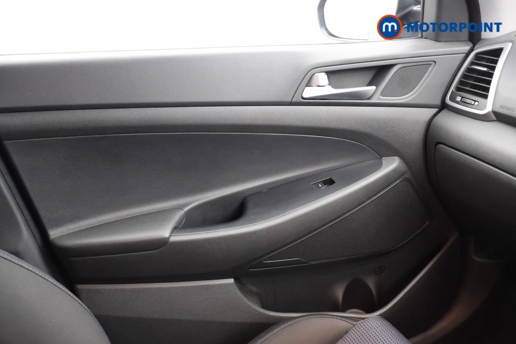 Hyundai Tucson Se Nav Manual Petrol SUV - Stock Number (1572803) - 8th supplementary image