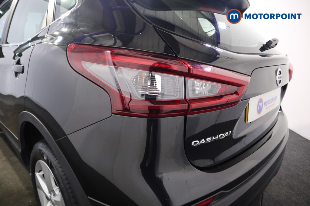 Nissan Qashqai Acenta Premium Manual Petrol SUV - Stock Number (1573079) - 19th supplementary image